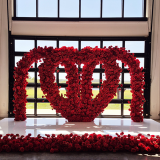 Red Rose Triple Arch