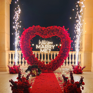 Set: Arch, Sign, 4 Balls, 36 Candles, Carpet, 2 Sparklers