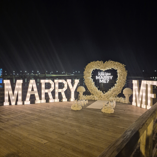 Set: Marquee Letters, Arch, Neon Sign, 36 Candles, 2 Pedestals, 4 Balls, Carpet