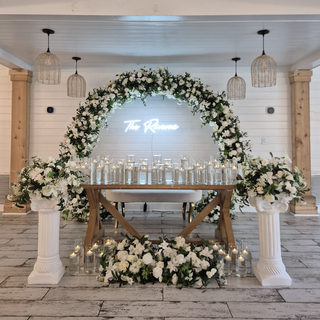Green Florals, arch, 2 pillars and 48 andles