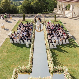 Golden Aisle Stage with Flower Round Arch 